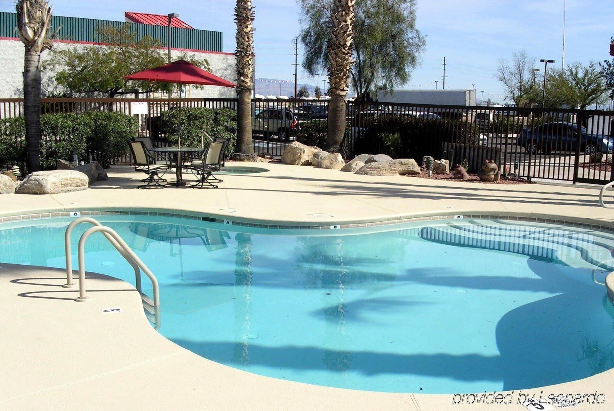 Red Roof Tucson South - Airport Motel 2*